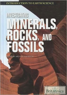 Cover for Michael Anderson · Investigating minerals, rocks, and fossils (Buch) [1st edition] (2011)