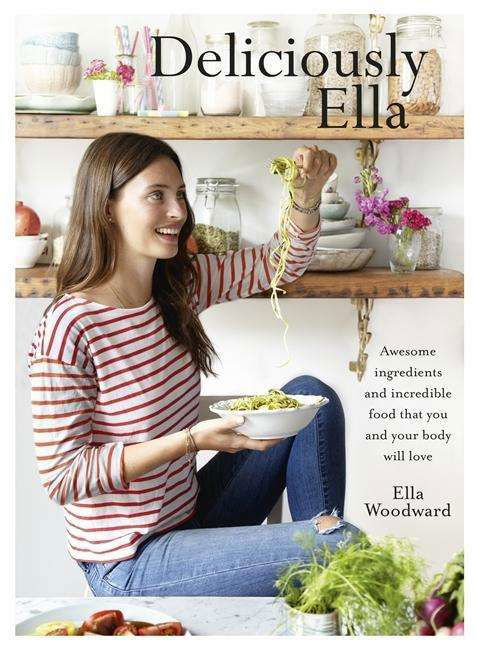 Deliciously Ella: Awesome ingredients, incredible food that you and your body will love - Mills (Woodward), Ella - Boeken - Hodder & Stoughton - 9781444795004 - 29 januari 2015