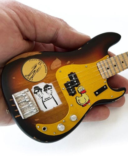 Cover for Duck Dunn Signature 59 Fender Precision Mini Bass (MERCH) (2023)