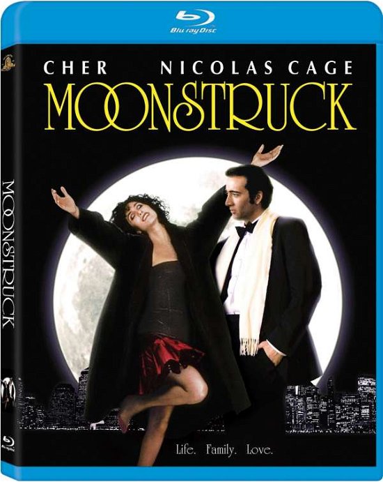 Cover for Moonstruck (Blu-ray) (2011)
