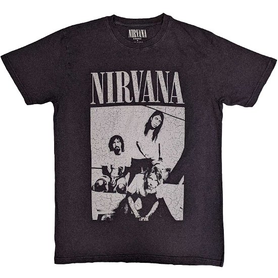 Nirvana Unisex T-Shirt: Sitting (Distressed) - Nirvana - Fanituote -  - 5056561074009 - 