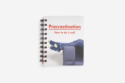Cover for The School of Life · Procrastination: how to do it well (Paperback Book) (2019)