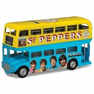 1/64 the Beatles - London Bus - Sgt. Peppers Lonely Hearts Club Band - The Beatles - Merchandise - CORGI - 5055286674013 - 1. april 2020