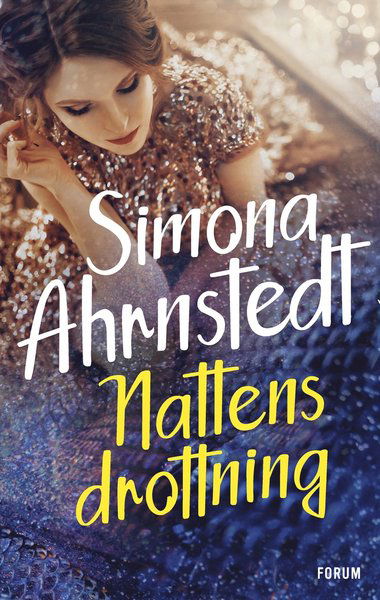 Cover for Simona Ahrnstedt · Nattens drottning (Gebundesens Buch) (2021)