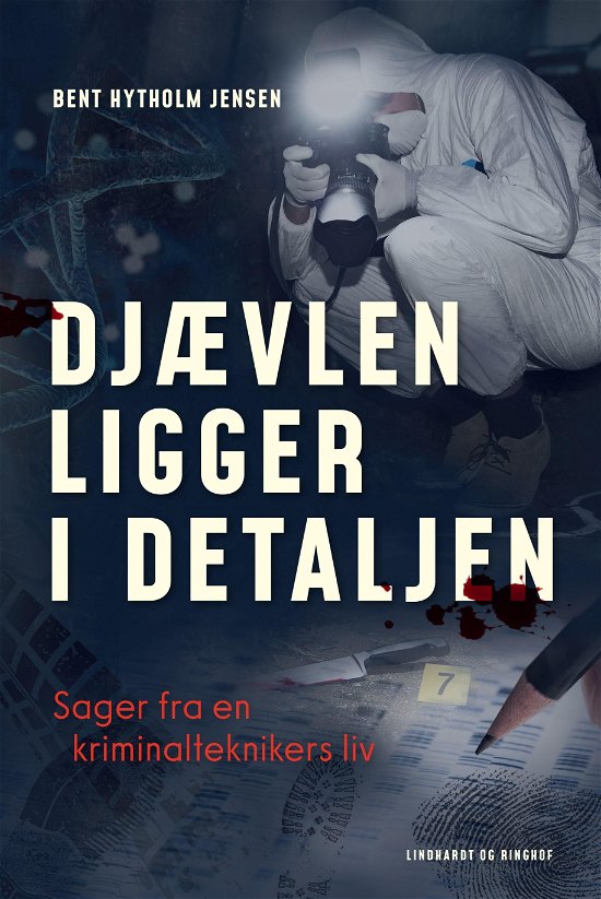 Cover for Bent Hytholm Jensen · Djævlen ligger i detaljen (Gebundesens Buch) [1. Ausgabe] (2022)