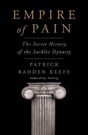 Cover for Patrick Radden Keefe · Empire of Pain (Paperback Bog) (2022)