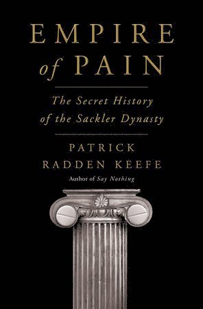Cover for Patrick Radden Keefe · Empire of Pain (Paperback Bog) (2022)