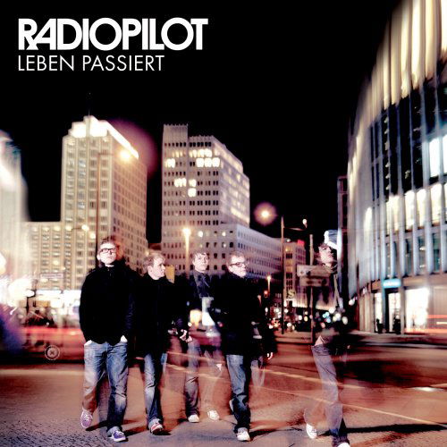 Cover for Radiopilot · Leben Passiert (CD) (2008)