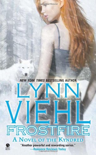 Cover for Lynn Viehl · Frostfire: A Novel of the Kyndred (Paperback Book) (2011)