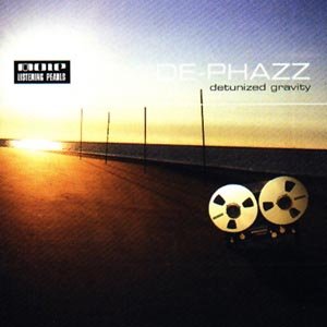 Cover for De Phazz · Detunized gravity (CD) (2014)