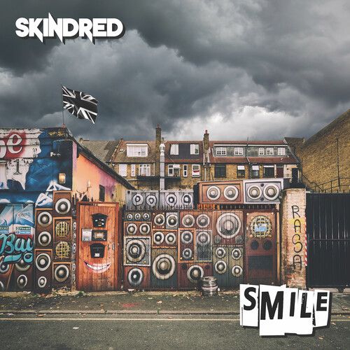 Smile - Skindred - Musiikki - EARACHE RECORDS - 5055006565027 - perjantai 4. elokuuta 2023