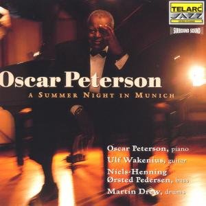 Summer Night in Munich - Oscar Peterson - Musiikki - Telarc - 0089408345029 - tiistai 23. helmikuuta 1999