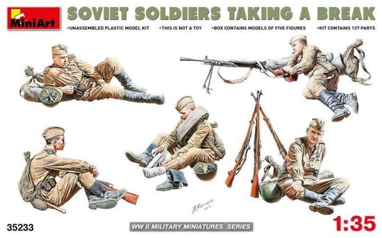 Soviet Soldiers Taking A Break - MiniArt - Produtos - Miniarts - 4820183311030 -