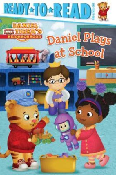 Daniel Plays at School - Daphne Pendergrass - Książki - SIMON SPOTLIGHT - 9781481461030 - 5 lipca 2016