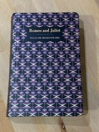 Cover for William Shakespeare · Romeo and Juliet - Chiltern Classic (Innbunden bok) (2021)
