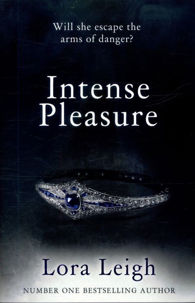 Cover for Lora Leigh · Intense Pleasure - Bound Hearts (Paperback Book) [Main Market Ed. edition] (2017)