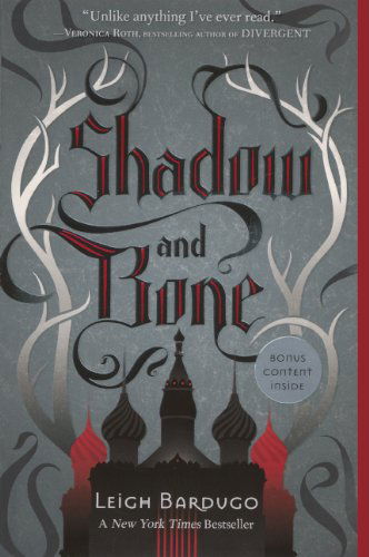 Cover for Leigh Bardugo · Shadow and Bone (Grisha Trilogy) (Hardcover bog) [Reprint edition] (2013)
