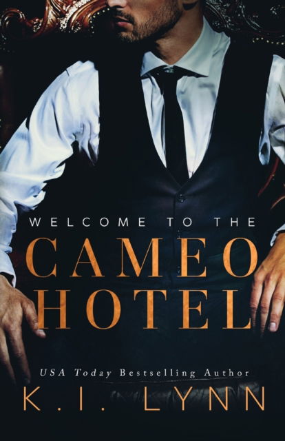 Cover for K I Lynn · Welcome to the Cameo Hotel (Paperback Book) (2018)