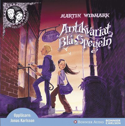 Cover for Martin Widmark · David &amp; Larissa: Antikvariat Blå Spegeln (Lydbok (MP3)) (2014)