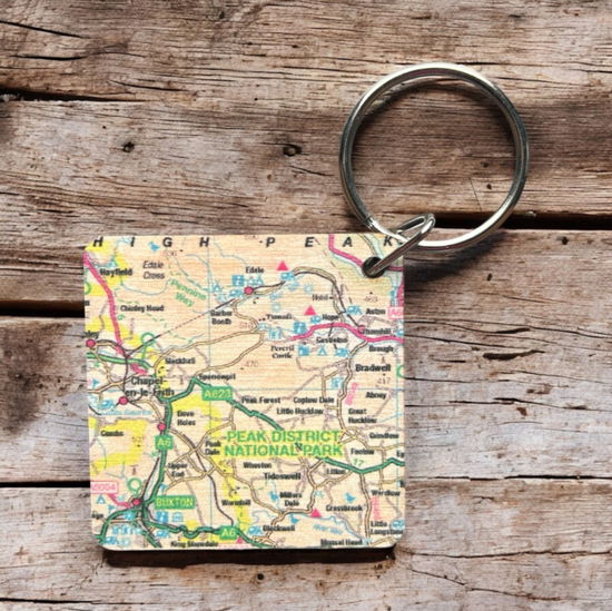 Cover for OS Map Wooden Square Key-ring - Peak District National Park (MERCH) (2025)