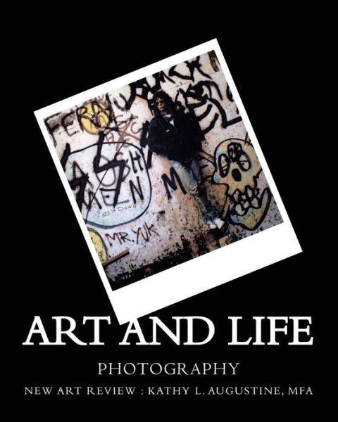 Cover for New Art Review · Art and Life: Photography (Taschenbuch) (2012)