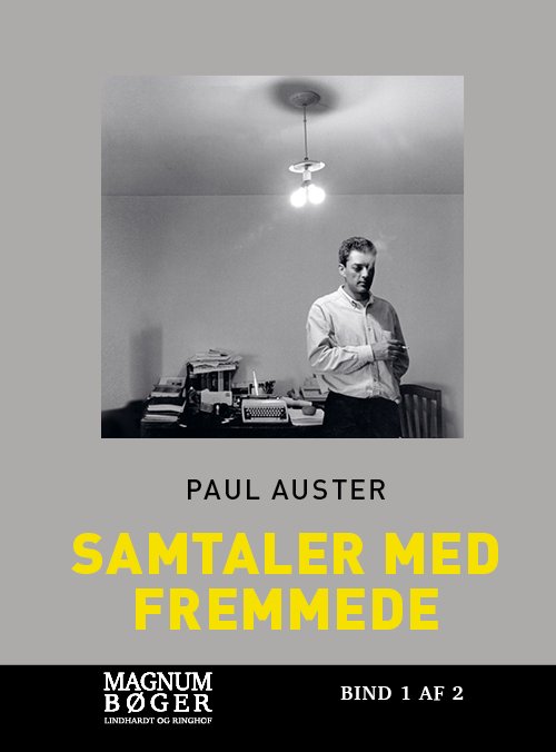 Cover for Paul Auster · Samtaler med fremmede (Storskrift) (Bound Book) [2nd edition] (2020)