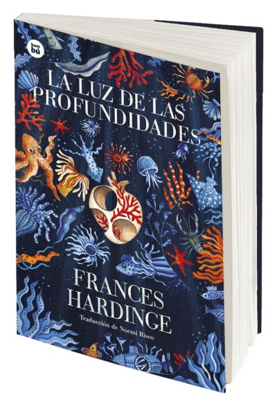 Cover for Frances Hardinge · La luz de las profundidades (Paperback Book) (2021)