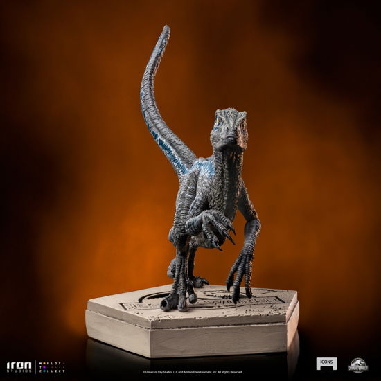 Jurassic World Icons Statue Velociraptor Blue 9 cm - Jurassic Park - Merchandise - IRON STUDIO - 0618231952045 - 15. december 2023