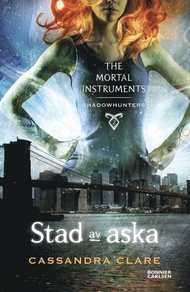 Cover for Cassandra Clare · The Mortal Instruments: Stad av aska (Bog) (2021)