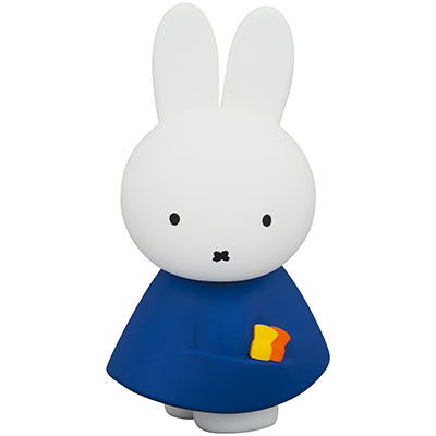 Dick Bruna Series 5 Miffy W/candy Udf Fig - Medicom - Merchandise - - 4530956157047 - February 28, 2024