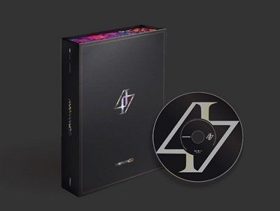 Cover for MAMAMOO · Reality in black (CD/Merch) (2019)