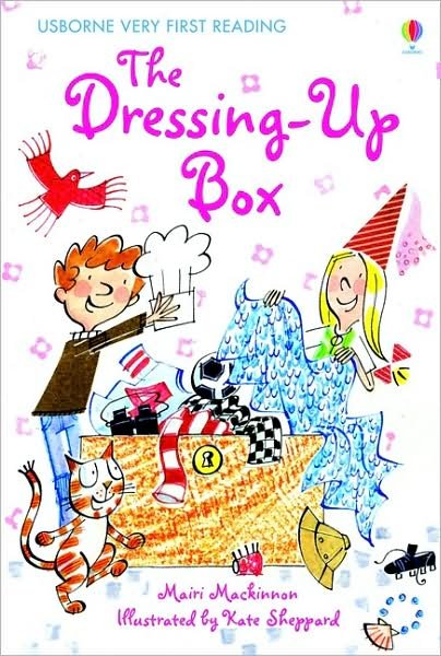 Cover for Mairi Mackinnon · The Dressing-Up Box - Very First Reading (Inbunden Bok) [UK edition] (2010)