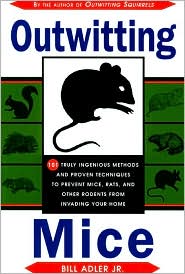 Cover for Bill Adler · Outwitting Mice (Paperback Book) (2001)