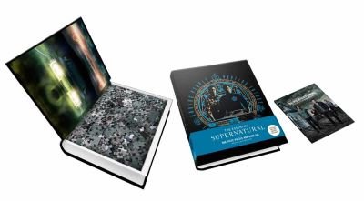 Essential Supernatural Puzzle and Book Set - Insight Editions - Bøger - Insight Editions - 9781682987049 - 17. maj 2022