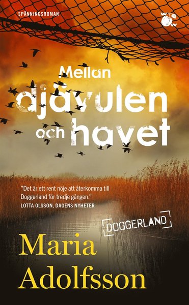 Cover for Maria Adolfsson · Doggerland: Mellan djävulen och havet (Paperback Bog) (2020)