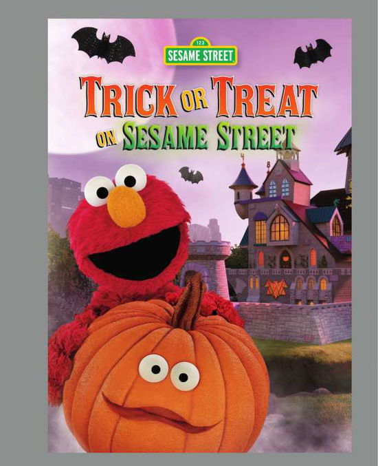 Cover for DVD · Sesame Street: Trick or Treat on Sesame Street (DVD) (2017)