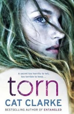 Cover for Cat Clarke · Torn (Pocketbok) (2017)