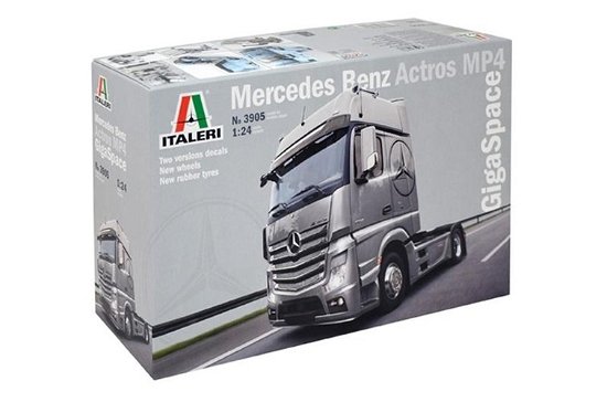 Cover for Italeri · 1/24 Mb Actros Mp4 Gigaspace (Toys)