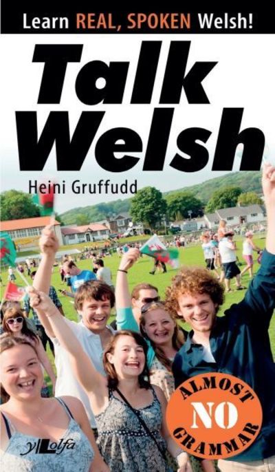 Cover for Heini Gruffudd · Talk Welsh (Pocketbok) [Bilingual edition] (2019)