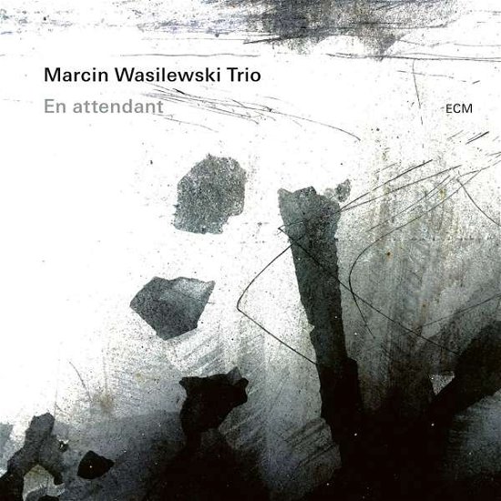 Cover for Marcin Wasilewski Trio · En Attendant (CD) (2021)