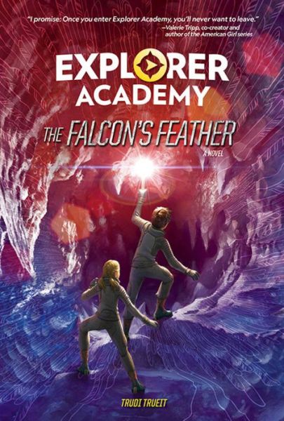 Cover for Trudi Trueit · Explorer Academy: The Falcon's Feather (Book 2) (Gebundenes Buch) (2019)