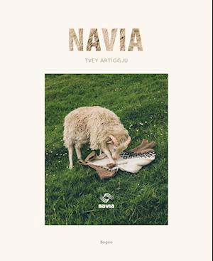 Cover for Navia (Hardcover Book) [1º edição] (2023)