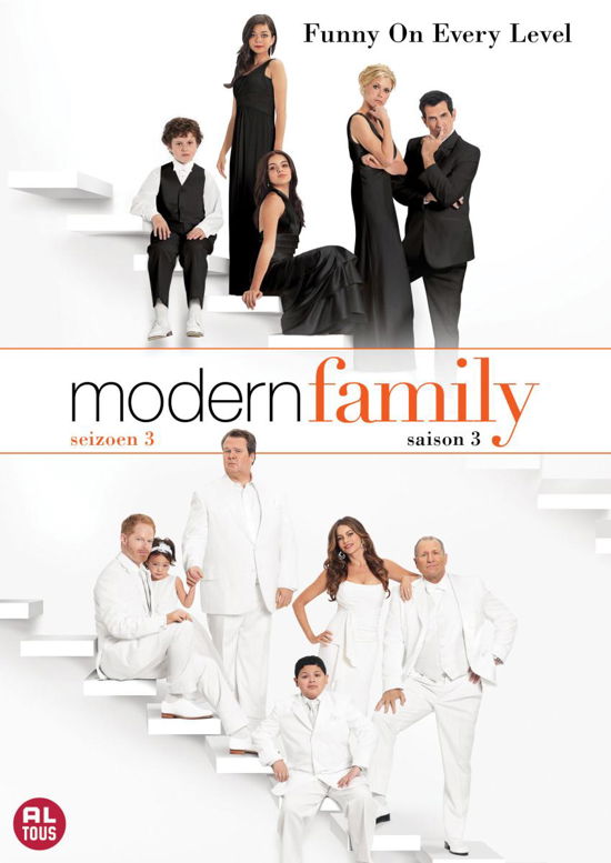 Season 3 - Modern Family - Films - FOX - 8712626069058 - 28 november 2012