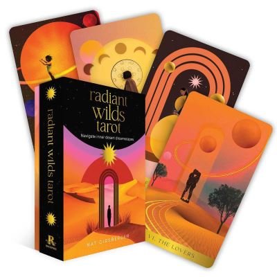 Radiant Wilds Tarot: Desert dreamscapes to inhabit - Nat Girsberger - Bücher - Rockpool Publishing - 9781922579058 - 21. September 2022