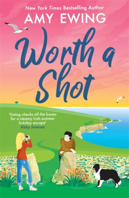 Worth a Shot: The steamy Irish holiday romance hit of the summer! - Amy Ewing - Boeken - Bonnier Books Ltd - 9781804187067 - 6 juni 2024