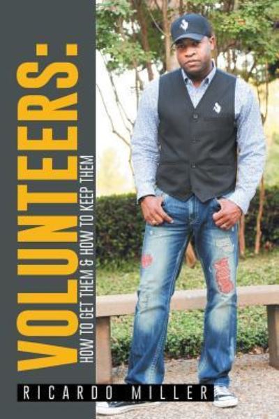 Cover for Ricardo Miller · Volunteers (Paperback Book) (2016)