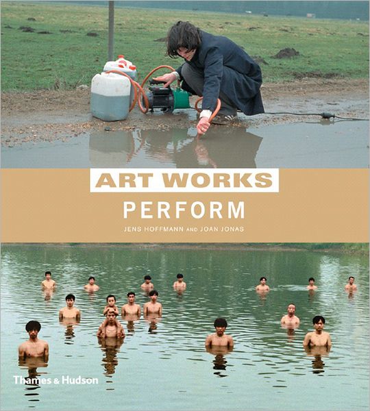 Cover for Jens Hoffmann · Perform - Art Works (Paperback Book) (2005)