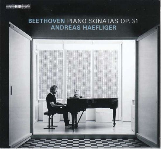 Ludwig Van Beethoven: Piano Sonatas / Op. 31 - Andreas Haefliger - Muziek - BIS - 7318599926070 - 4 februari 2022