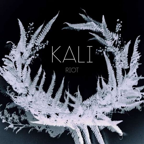 Cover for Kali · Riot (CD) (2018)
