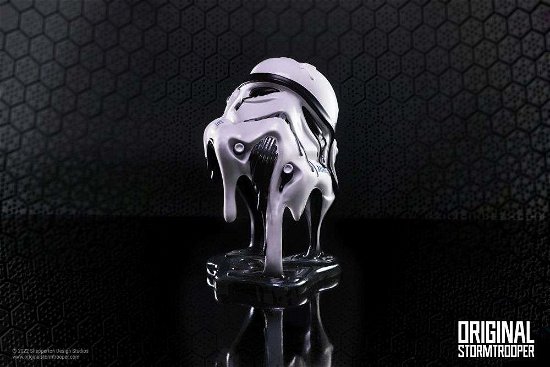 Original Stormtrooper Figur Too Hot To Handle Stor - Nemesis Now - Merchandise -  - 0801269150082 - July 27, 2023